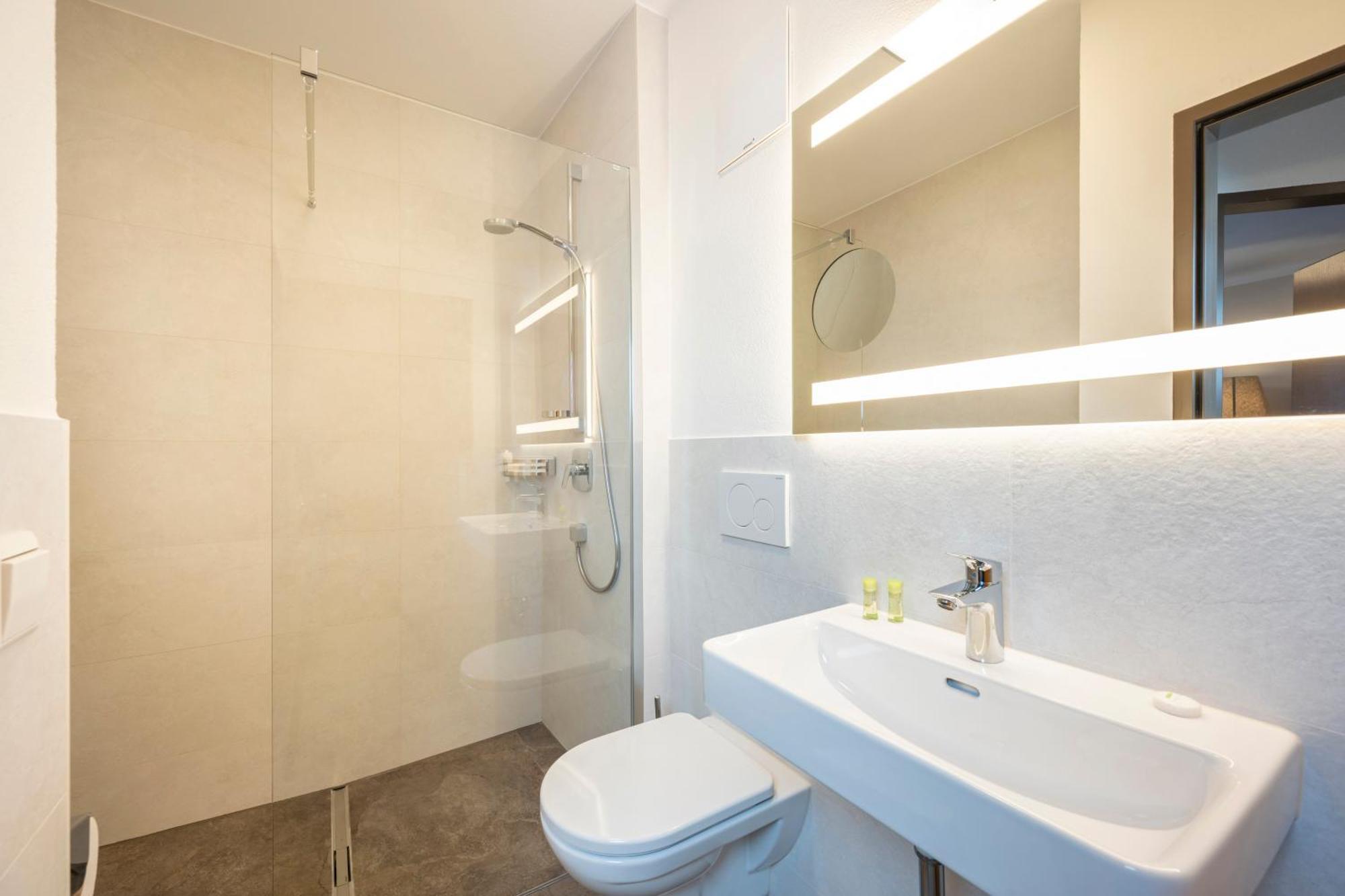 Ferienhotel Gasthof Zur Post أونتيرتاورين المظهر الخارجي الصورة