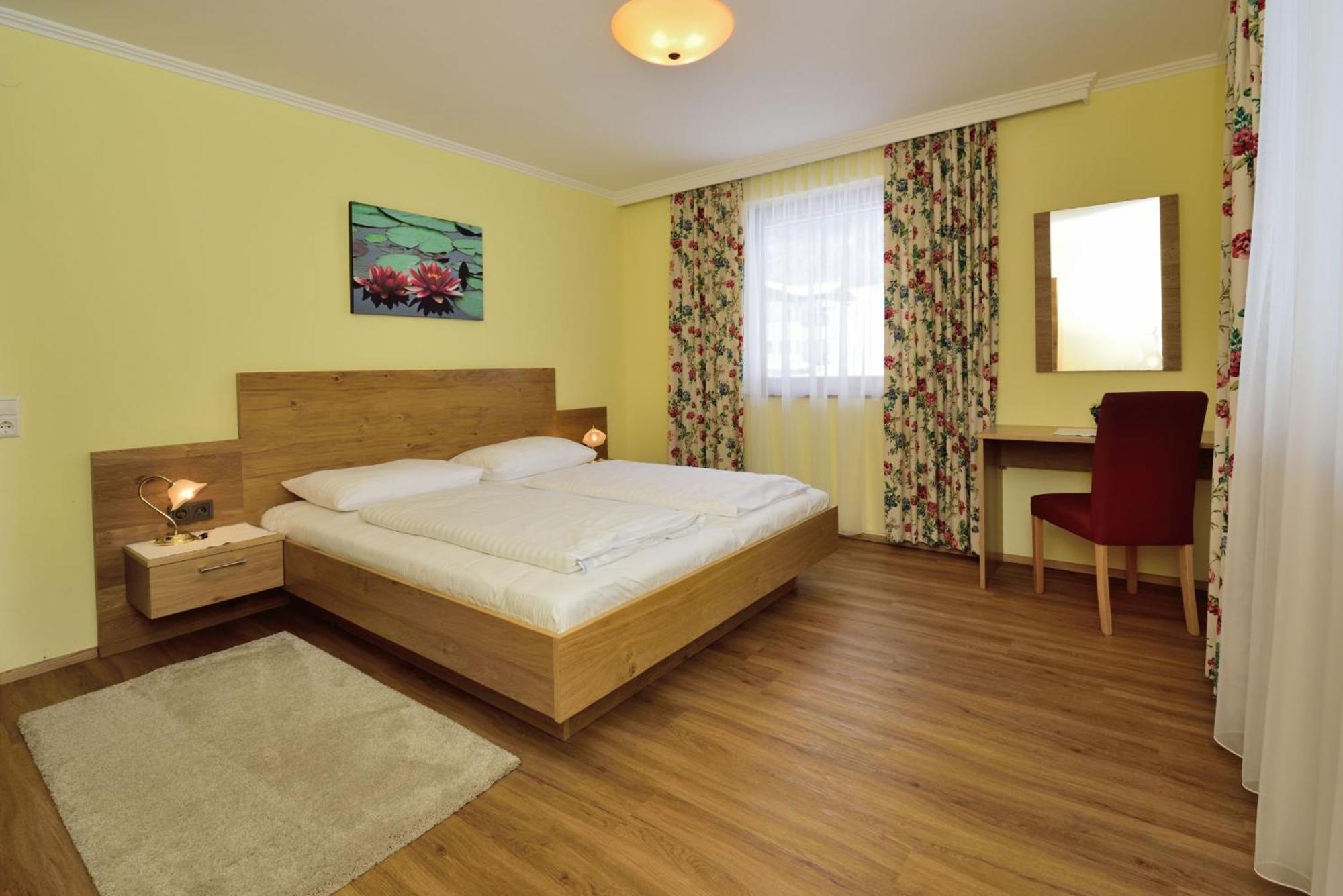 Ferienhotel Gasthof Zur Post أونتيرتاورين المظهر الخارجي الصورة